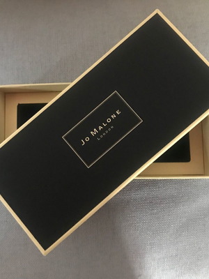 Jo Malone rectangular box like new, luxury without contents
