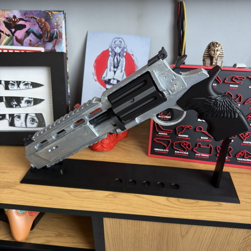 Requiem Gun Replica with stand and 6 bullets