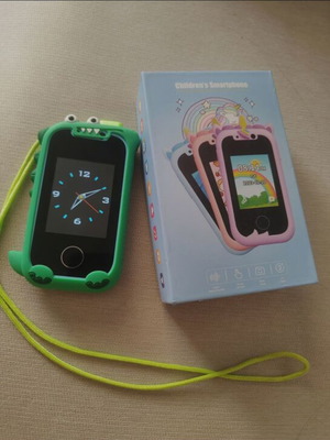 Children's mobile phone like new, green, camera up to 7.9 MPixel