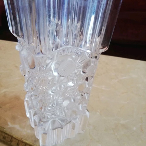 Crystal vase 22 cm like new