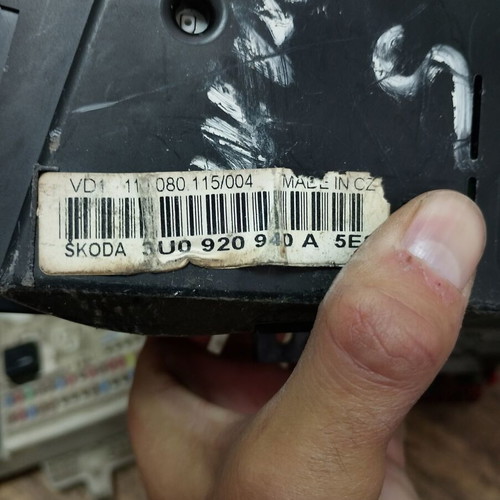 Skoda Superb I 1.9 TDI speedometer used, part 3U0920840A