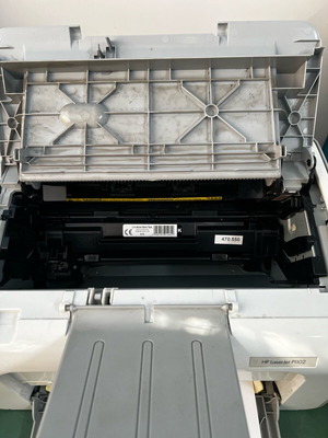 HP P1102 εκτυπωτής σαν καινούργιος με γεμάτο toner