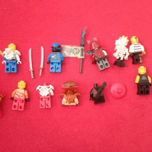 Lego Ninjago minifigures like new