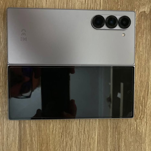 Samsung Galaxy Z Fold6 Dual SIM 12GB RAM 256GB smartphone, silver