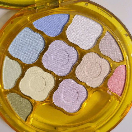 Deborah eyeshadow palette new with Beauty line lip pencil gift No 005