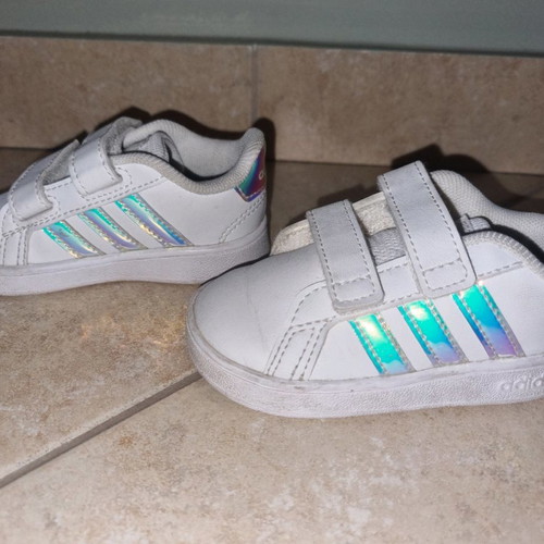Adidas Grand Court I baby sports shoes size 20 like new