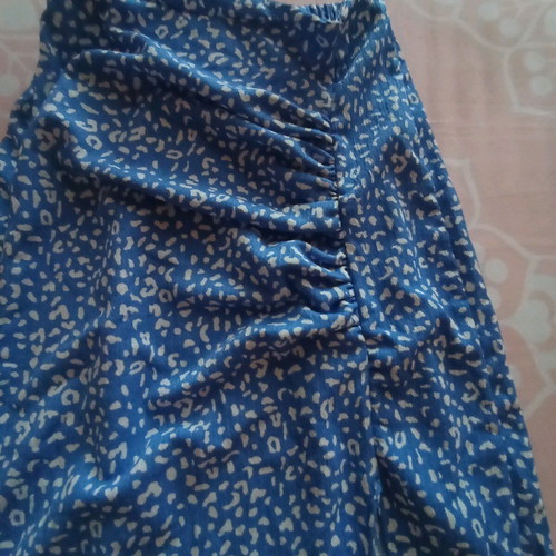 Relane women's skirt like new with side slit, size S