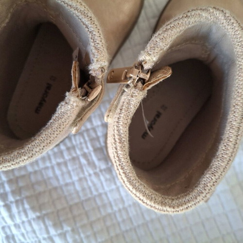 Mayoral boots size 22 lightly used