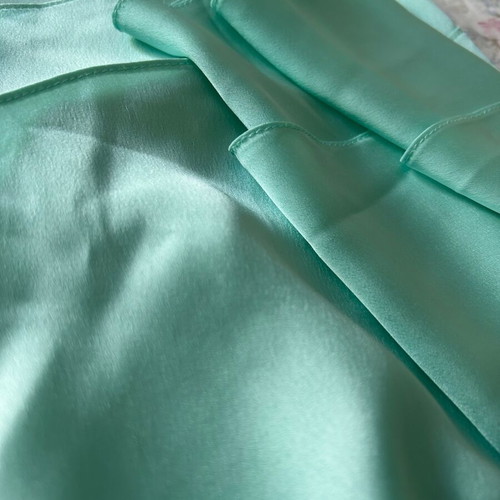 Mint airy blouse size 42 like new