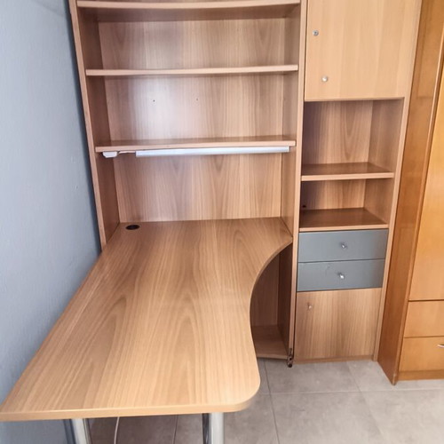 Neoset desk and bookshelf used with LED light