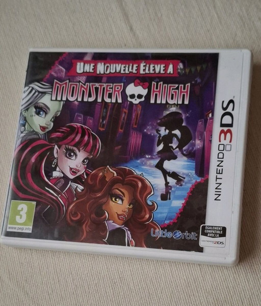 Monster High: New Ghoul in School - 3DS Game