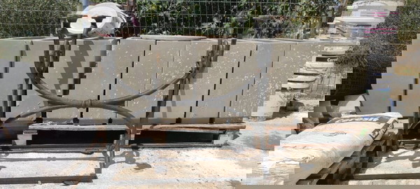 φερ φορζε μασιφ σίδερο βάση τραπεζιού