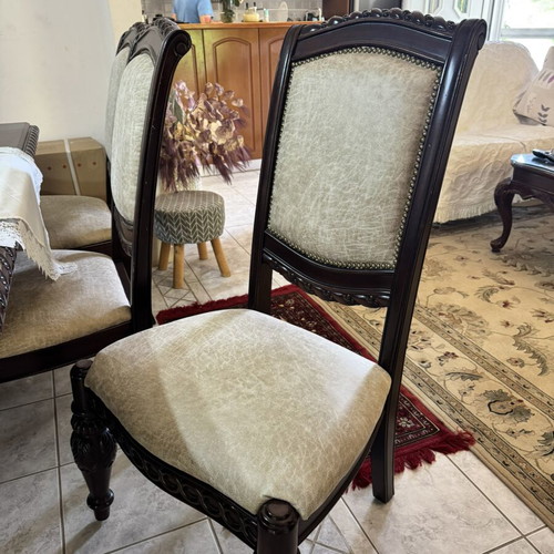 Dining table with 6 chairs and wooden dresser with mirror like new