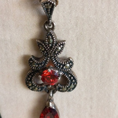 Silver 925 women's earrings like new with marcasite and red stones vintage