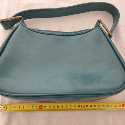 Green Handbag Pull and Bear like new