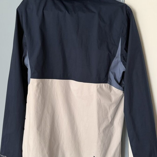 Columbia Inner Limits II windbreaker waterproof jacket