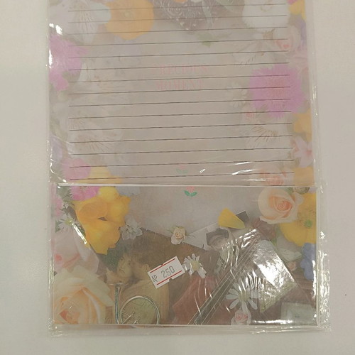 Stationery set new with 1 sheet and 1 envelope