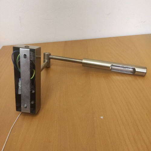 Wall light with G9 bulb, adjustable articulated arm and pull switch new