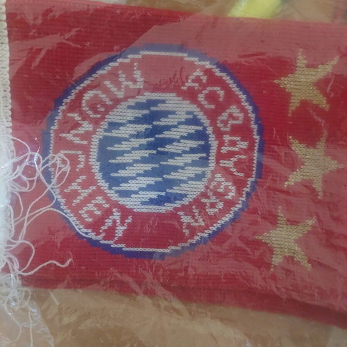 Scarf intact genuine, purchased from Germany