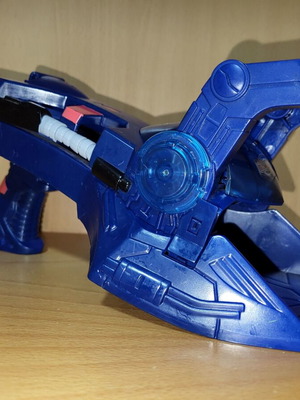 Monsuno Core Launcher used