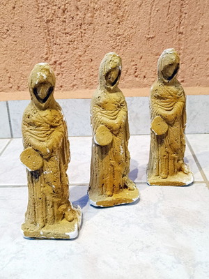 Αγαλματίδιο Ταναγραία μεταχειρισμένο γύψινο αντίγραφο 18cm