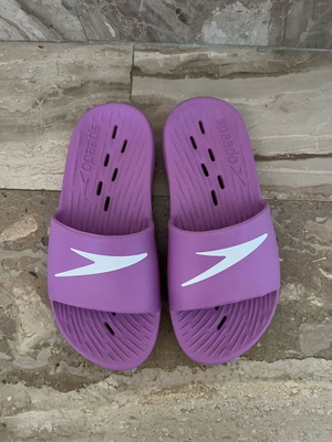 Speedo slippers used, size 37, lilac