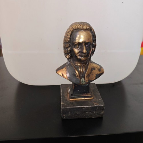Bust of Composer Johann Sebastian Bach like new