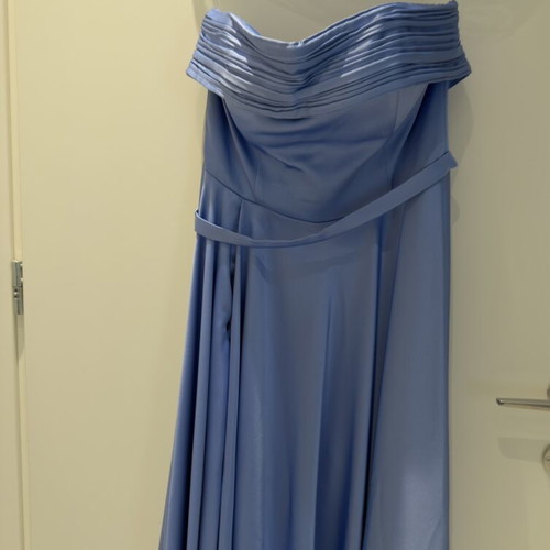 Carmen dress for events baby blue size M thick satin strapless elegant like new