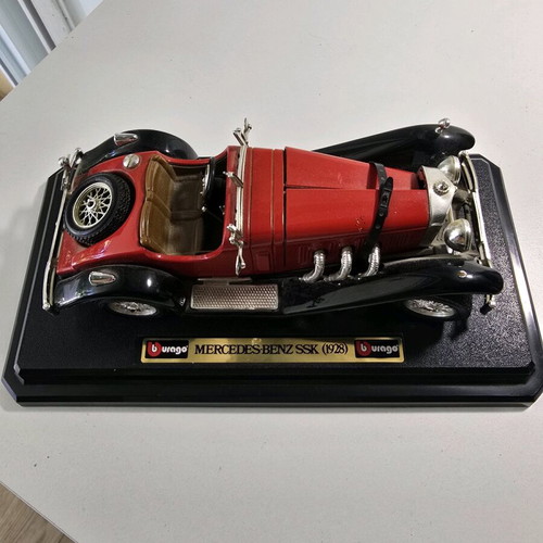 Mercedes Benz SSK 1928 Burago model car used, scale 1:24, red