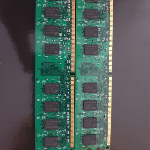 Corsair VS2GB667D2 Value Select DDR2 PC2-5300 2x2GB 667MHz RAM like new