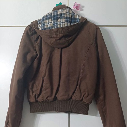 Brown jacket with hood size XS like new
