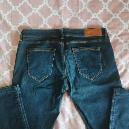 Bsb low-rise skinny jeans size small like new