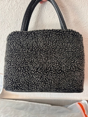 Suzy Smith handbag like new, black and gray
