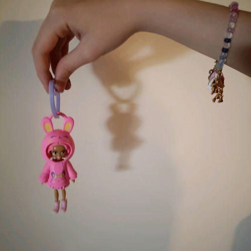 Polly Pocket figures used with 3 cases and keychain hanger