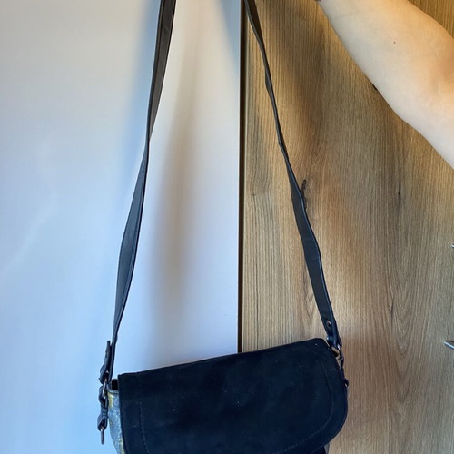 Axel Black Crossbody Bag like new with suede-effect flap and snake-print sides