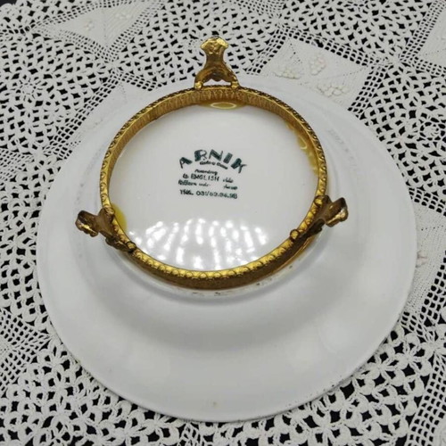 Arnik plate with foot like new, Greek made English style