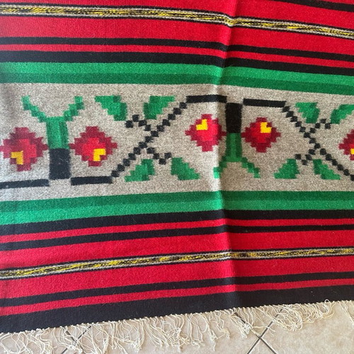 Kilimi and handmade woolen tapestries loom new