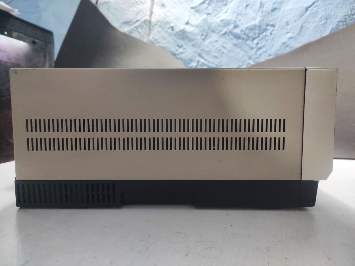 Hitachi VT-39EM video deck used, retro… - € 39,90 - Vendora.cy
