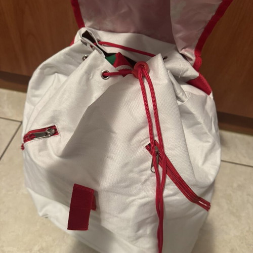 Two-tone backpack drawstring bag white and red like new