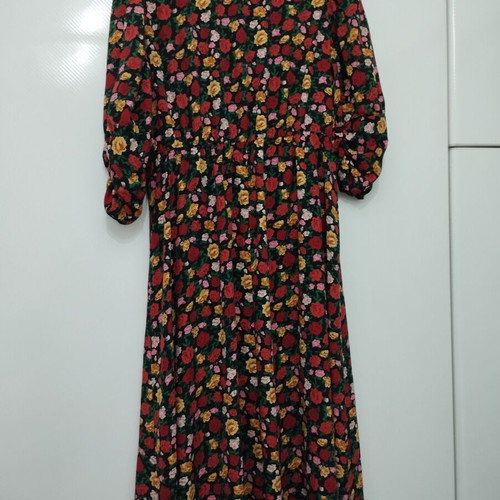 Primark midi floral dress with V neckline and ruching like new