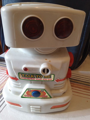 Robot like new with recording and rotating features
