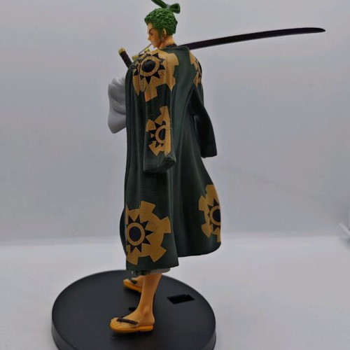 Zoro Kimono (One Piece) 18cm PVC figure like new without packaging