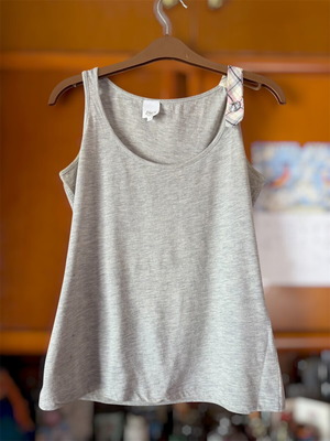 Iso sleeveless cotton top used, gray with plaid detail and rhinestones