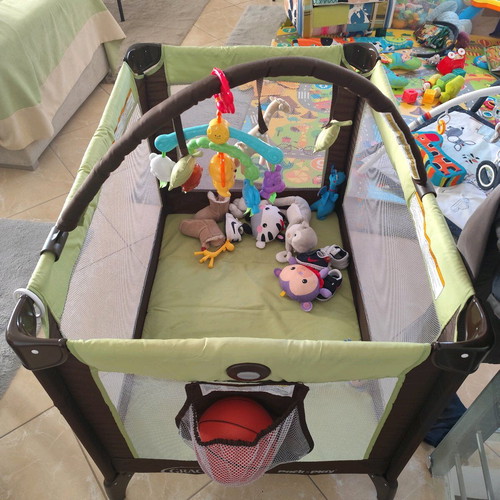 Graco Pack & Play baby playpen used, olive and brown