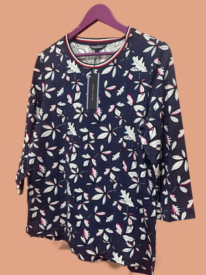 Tommy Hilfiger women's blouse new, blue multicolor