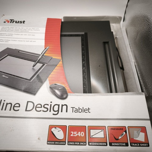 Trust Slimline Design Tablet TB-6300 like new, digital drawing pad