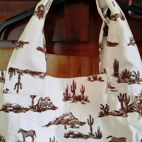 Mango summer shoulder bag like new, white and brown