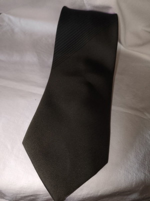 Guilford's men's tie blended silk black like new