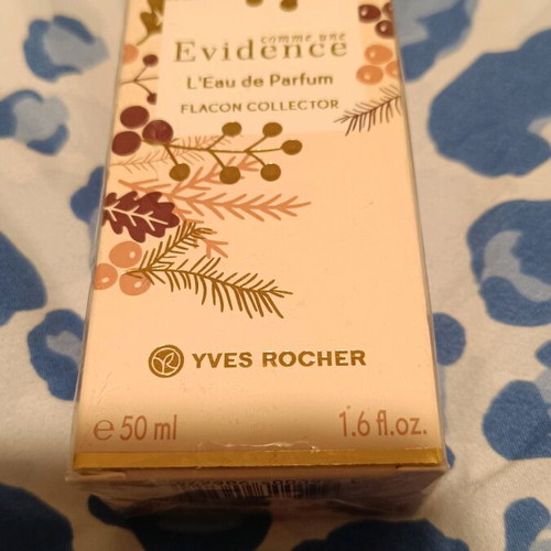 Yves Rocher Comme une évidence perfume new with notes of bergamot, rose, and patchouli