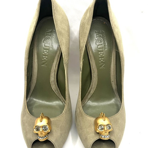 Alexander McQueen skull high heel shoes, green, size 39